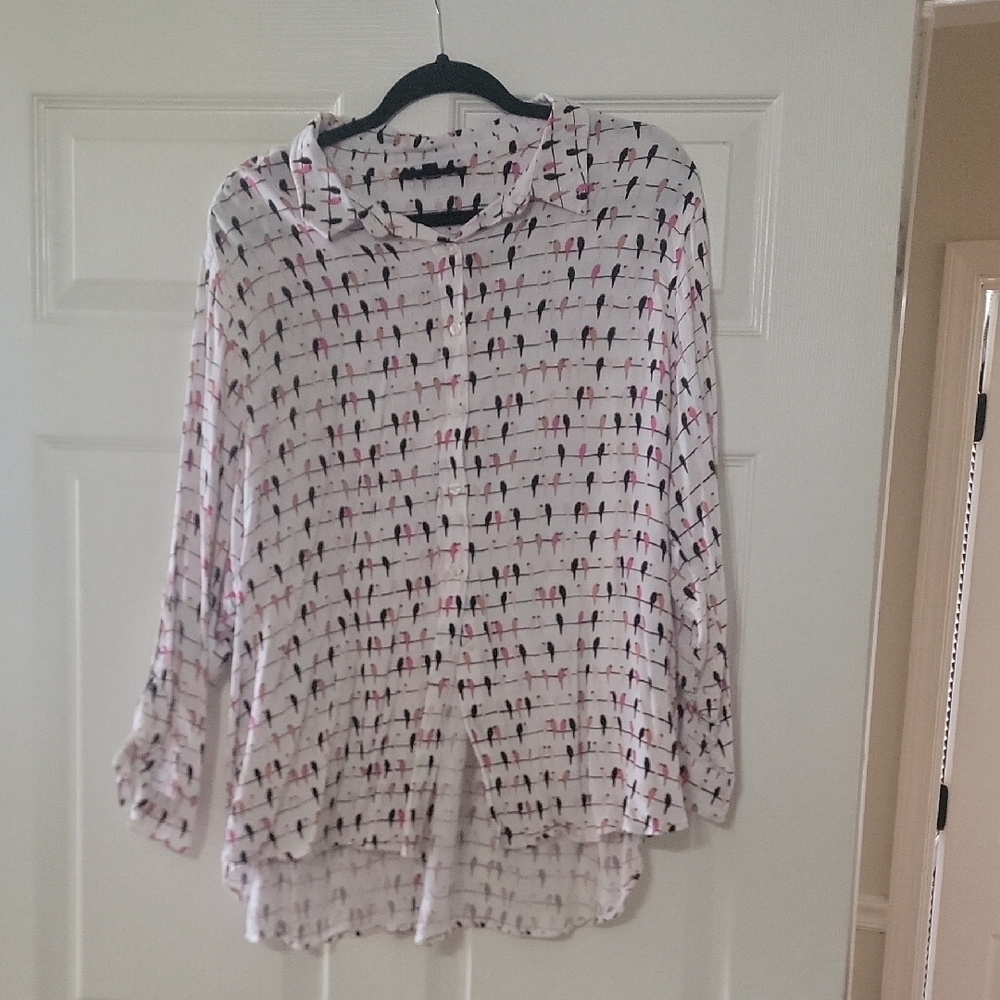 Jane and Delancey White Button-Front Bird Print Shirt with Pink & Black Motif